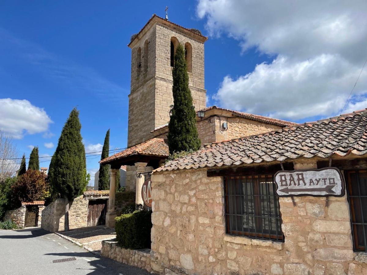 Villa El Cipres De Valdeprados Exterior foto